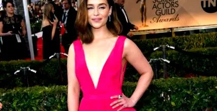 Emilia Clarke dori