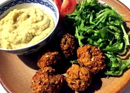 excelent casă hummus
