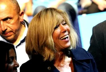 macron este