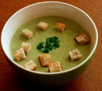 cremă broccoli