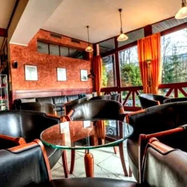 barul hotelul