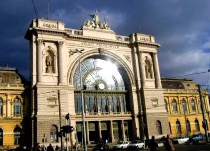 călătorind