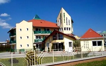 aqua hotel