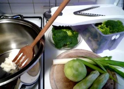 broccoli supă