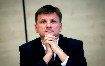иска