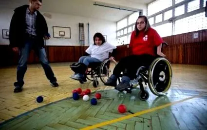 izomdisztrófiákat támogatta