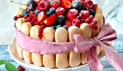 vanilie-fructe charlotte