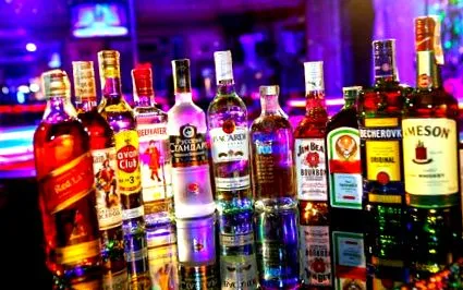 alcool este există