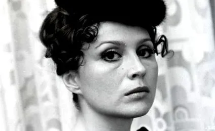 vášáryová