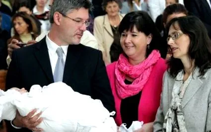 консервативен