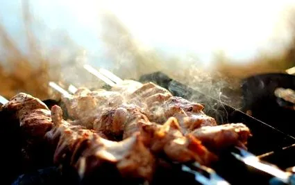 acestuia diferite