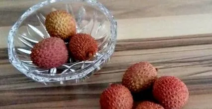 lychee lychee