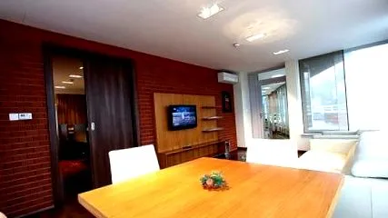 companiile asigurări