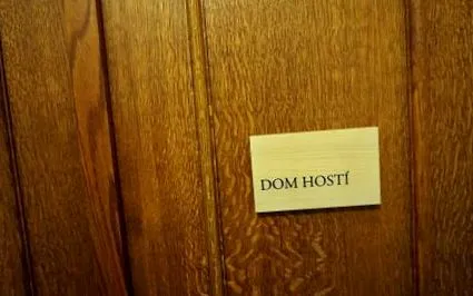 oaspeți practice