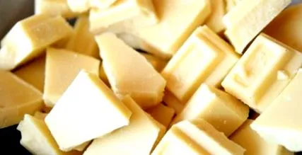 este