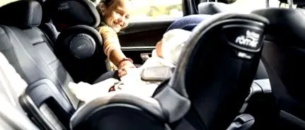 scaunul britax