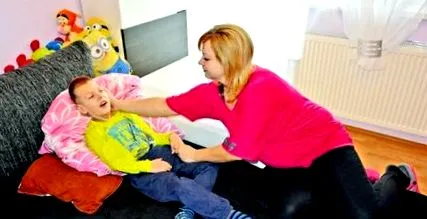 megmutatta Júlia Horňáková