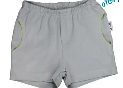 scurți pantaloni