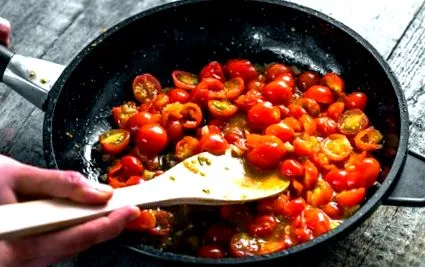 ketchup-ul decât