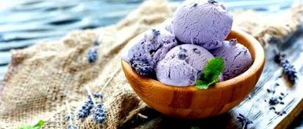 semifreddo lavandă
