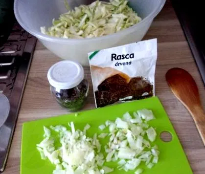 varză
