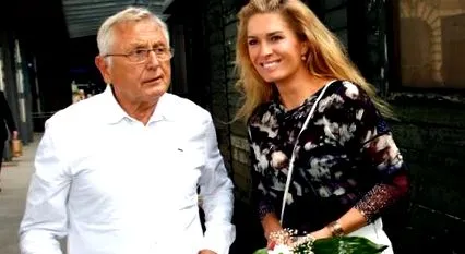 една една