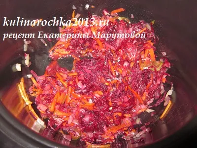 Borsch egy lépésről lépésre recept multivarka