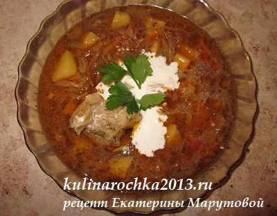 Borsch egy lépésről lépésre recept multivarka