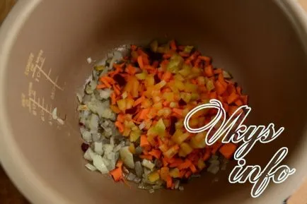 Borscs a multivarka - lépésről lépésre recept fotók