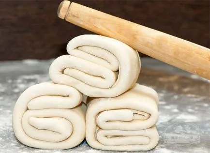 Mit lehet helyettesíteni az élesztő a tésztában tésztát joghurt, sör és kovászos