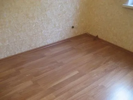 Ez az első tapéta vagy laminált telepítési utasításokat a kezüket, videók és fotók