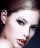 Tsvetotip női nyári napon, és esti smink