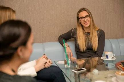 A hagyomány hagyományos megfelelő pillanatokban egy esküvőn, és amely - van · w (alkalommal) A hagyomány, amely a hagyományos szempontok relevánsak az esküvő, és mi - nincs · w