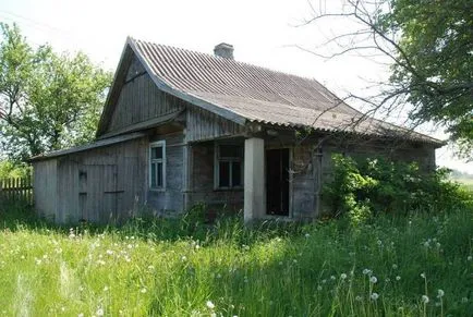 Előtt és után a régi ház a falu vált egy elegáns vendégház mellett (falu) Előtt és után a régi ház a falu vált egy elegáns vendégház