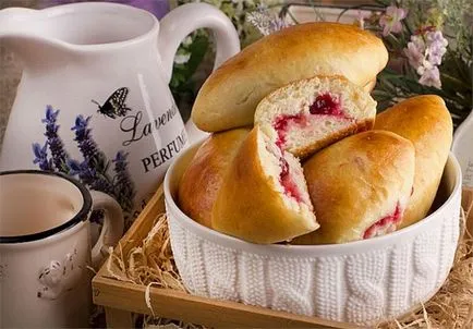 Kelt tészta sült pitét - egy receptet a szovjet menza, a blog (pástétomok) Kelt tészta sült pite - a recept a szovjet menza, blog