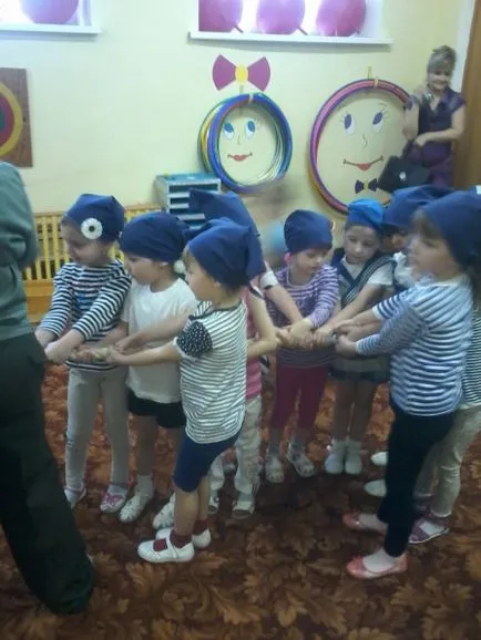 Photo jelentés „, hogyan töltötte a tanév! „(Óvodák) Photo jelentés „, hogyan töltötte a tanév!