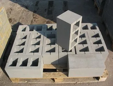 Építészi beton blokkok kezével a hazai (db) Építészi beton blokkok kezével otthon