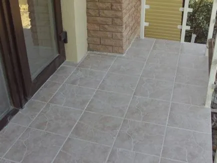Mi teszi a padlón erkély vagy loggia anyagok (do) Mit szex erkély vagy loggia anyagok