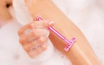 Hogyan lehet megszabadulni az irritáció után szőrtelenítés (szőrtelenítés) Hogyan lehet megszabadulni az irritáció után szőrtelenítés