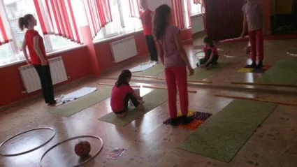 Hogyan kell rögzíteni a lapos serdülőknél