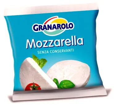 mozzarellával