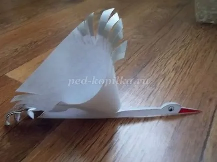 Hogyan készítsünk egy gólya a papír meg a kezét (Stork) Hogyan készítsünk egy gólya papír saját kezűleg
