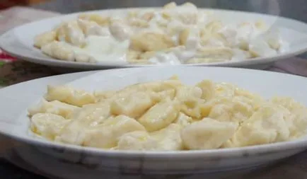 Hogyan lehet lusta pirog származó tvoroga- 5 finom receptek lépésről lépésre fotókkal
