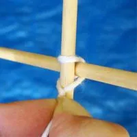 Hogyan készítsünk egy kite saját kezűleg (kéz) Hogyan készítsünk egy kite saját kezűleg