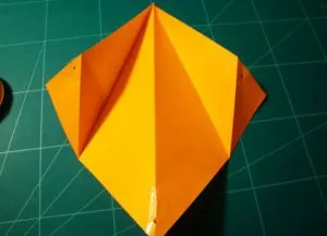 Hogyan készítsünk egy kite kezét (csinálni) Hogyan készítsünk egy kite saját kezűleg
