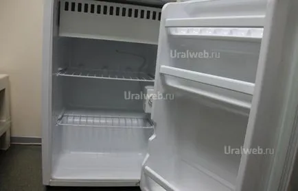 Ahogy elpusztítani szag hűtőszekrényben (útján szag hűtőszekrényben) Hogyan, hogy elpusztítsa a szag a hűtőben