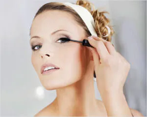 Mivel otthon make-up - lépésről lépésre útmutató, fotók, videók (feltételek) Mivel otthon make-up - lépésről lépésre útmutató, fotó, videó