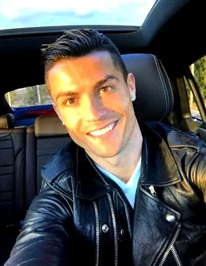 ronaldo jóképű