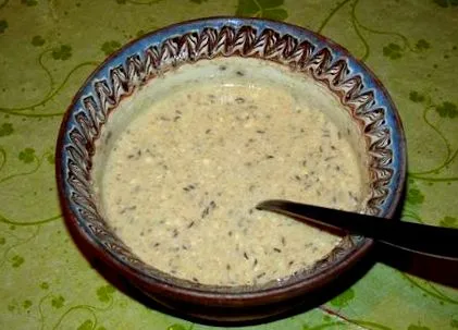 január