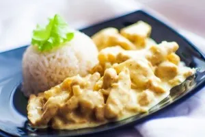 Csirke banán és curry - indiai recepteket, menük ötlet (a konyhában) Csirke banán és curry - indiai recepteket, menük ötlet